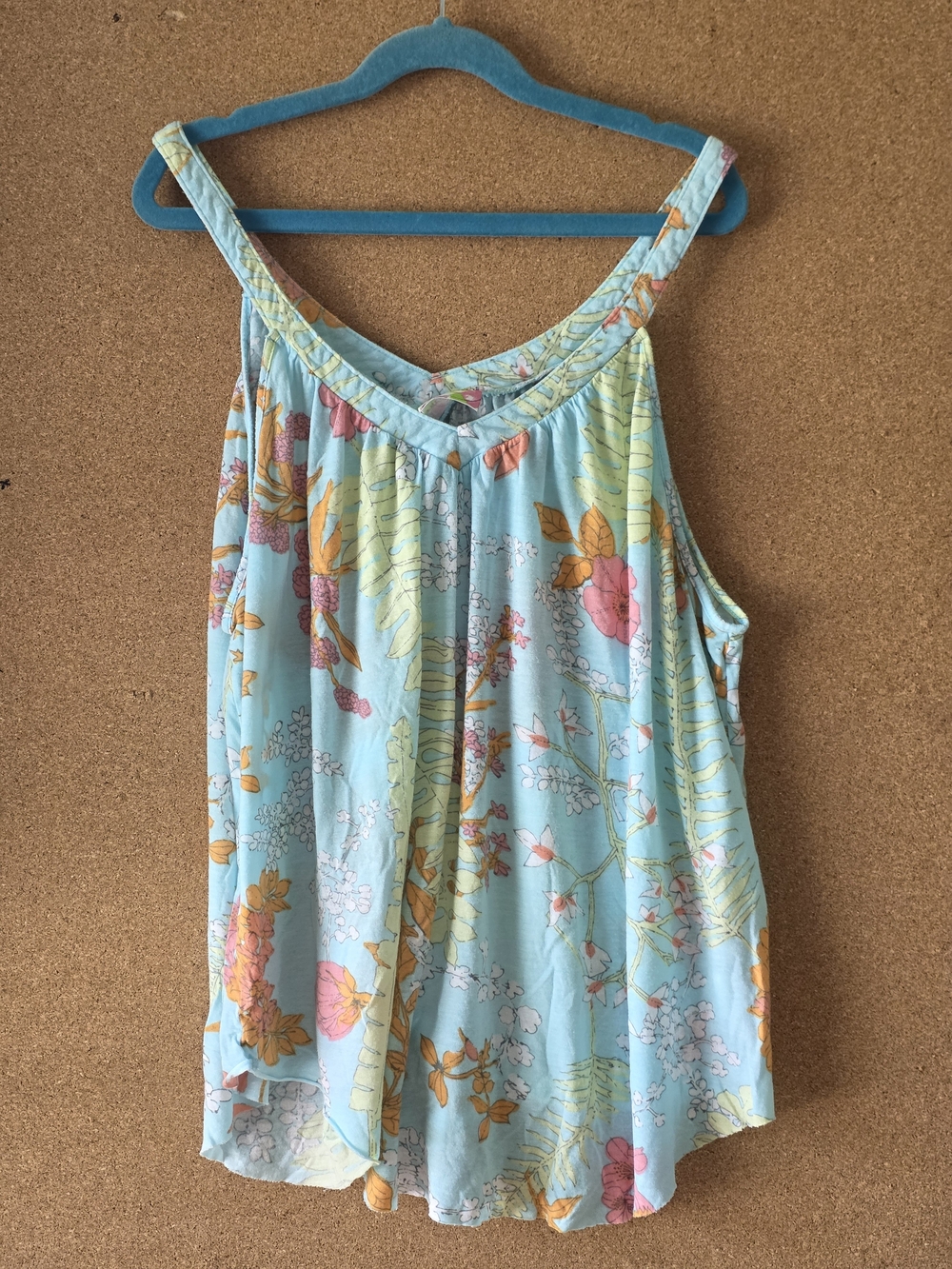 Free People XS Floral Print Sleeveless Blouse 100% Viscose Boho Chic